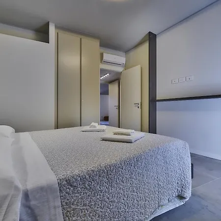 Casa Posta Appartamento *